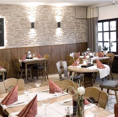 Restaurant Im Goldenen Grund in Körperich, © Felsenland Südeifel Tourismus GmbH Restaurant Im Goldenen Grund in Körperich, © Felsenland Südeifel Tourismus GmbH