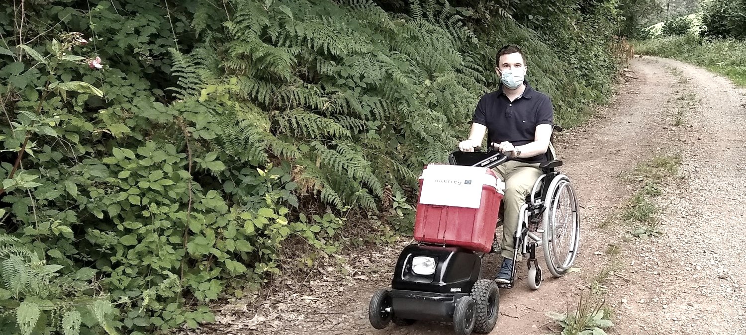 Rollstuhlzuggerät, © Ansgar Dondelinger, Naturpark Südeifel Rollstuhlzuggerät, © Ansgar Dondelinger, Naturpark Südeifel