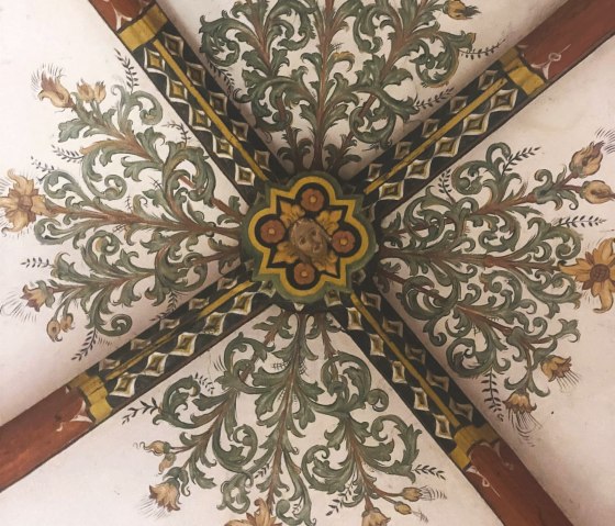 Innenansicht Eligiuskapelle, © Felsenland Südeifel Tourismus GmbH / Anna Carina Krebs Innenansicht Eligiuskapelle, © Felsenland Südeifel Tourismus GmbH / Anna Carina Krebs