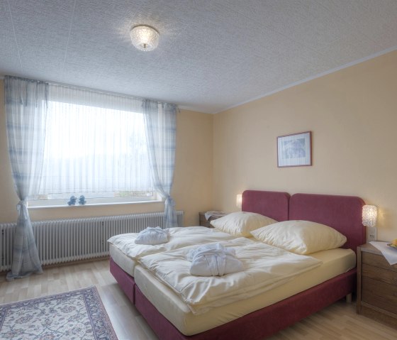 _DSC6280And8more_tonemapped _DSC6280And8more_tonemapped