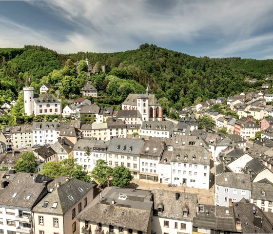 Aussicht auf Neuerburg, © Eifel Tourismus GmbH, D. Ketz Aussicht auf Neuerburg, © Eifel Tourismus GmbH, D. Ketz