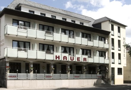 Hotel Hauer Aussenansicht, © Hotel-Restaurant Hauer Hotel Hauer Aussenansicht, © Hotel-Restaurant Hauer