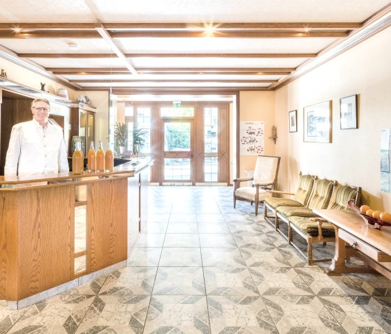 Rezeption_Eingang Rezeption_Eingang