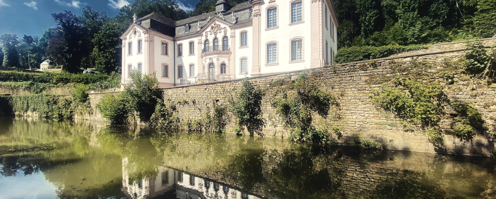 Schloss Weilerbach., © Felsenland Südeifel Tourismus GmbH / AC Krebs Schloss Weilerbach., © Felsenland Südeifel Tourismus GmbH / AC Krebs
