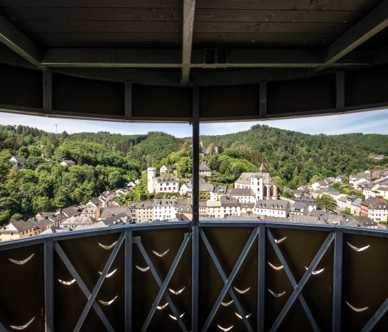 Blick aus dem Beilsturm auf Neuerburg, © Eifel Tourismus GmbH, D. Ketz Blick aus dem Beilsturm auf Neuerburg, © Eifel Tourismus GmbH, D. Ketz