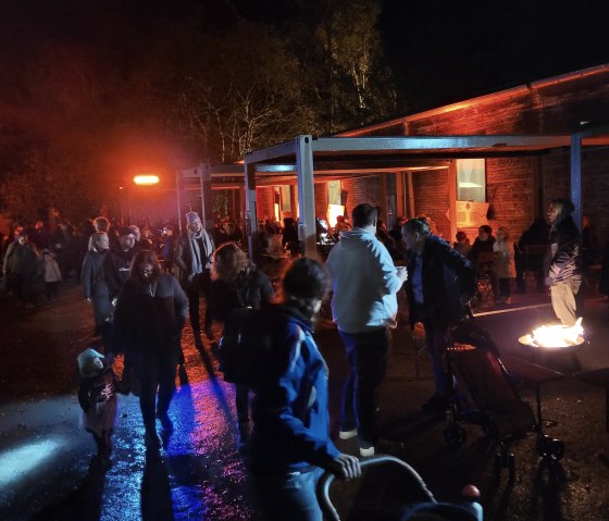 Abendveranstaltung in Dino's Diner, © Felsenland Südeifel Tourismus GmbH, Elke Wagner Abendveranstaltung in Dino's Diner, © Felsenland Südeifel Tourismus GmbH, Elke Wagner
