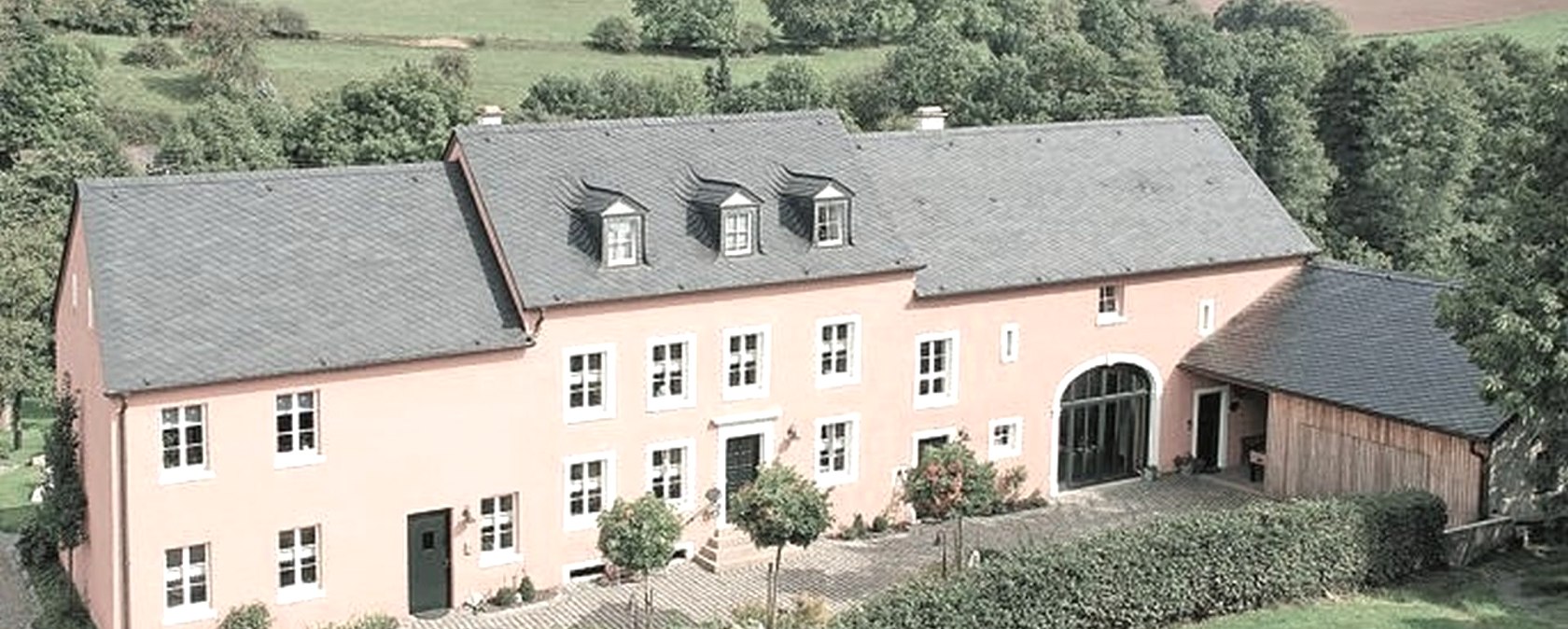 Hofansicht, © Felsenland Südeifel Tourismus GmbH Hofansicht, © Felsenland Südeifel Tourismus GmbH