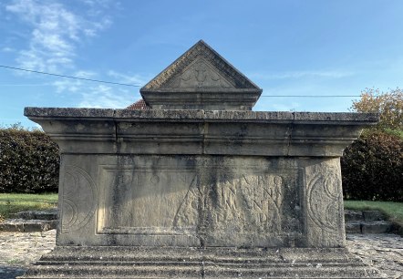 Weihedenkmal Ernzen, © Felsenland Südeifel Tourismus GmbH, AC Krebs Weihedenkmal Ernzen, © Felsenland Südeifel Tourismus GmbH, AC Krebs