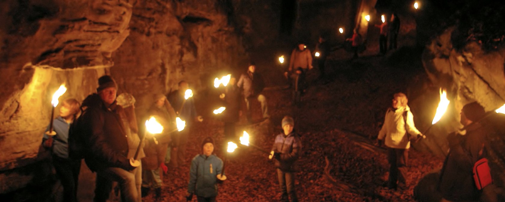 Fackelwanderng in der Teufelsschlucht, © Felsenland Südeifel Tourismus GmbH Fackelwanderng in der Teufelsschlucht, © Felsenland Südeifel Tourismus GmbH