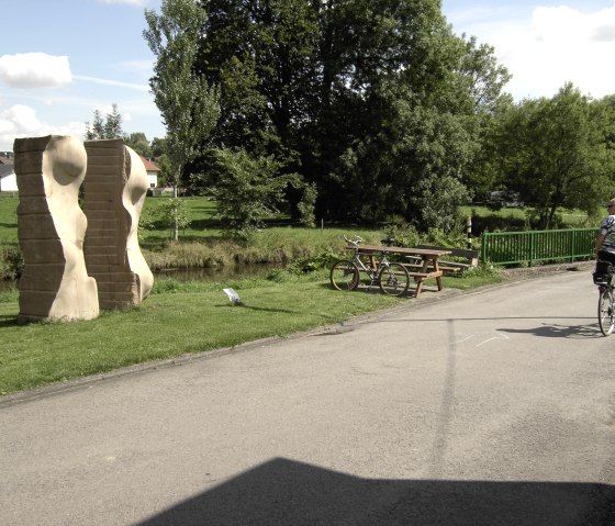 Sculptures Nims cycle path, © Frank Schaal