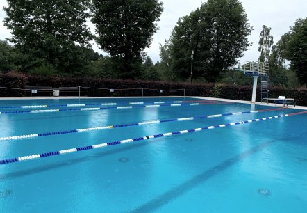 Freibad Echternacherbrück, © Felsenland Südeifel Tourismus GmbH / Anna Carina Krebs
