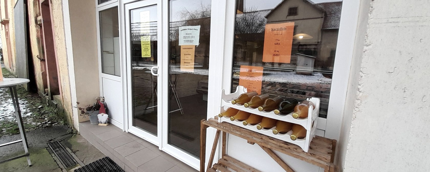 Hofladen Petry Aussenansicht, &copy; Felsenland S&uuml;deifel Tourismus GmbH