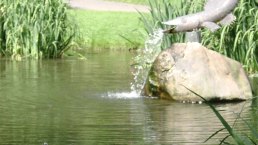 Stadtpark Neuerburg mit Brunnen, © Felsenland Südeifel Tourismus
