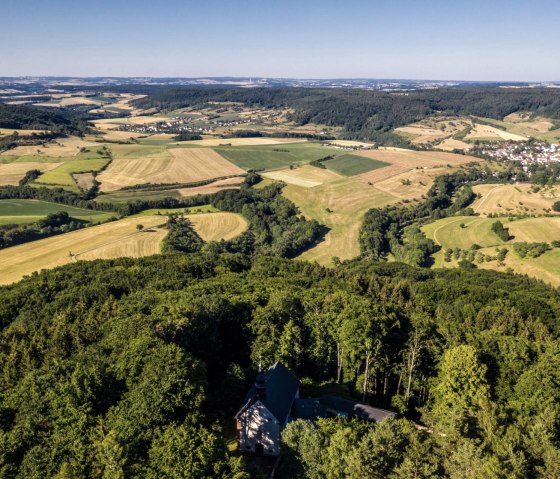 View of the Schankweiler Klause and the landscape in the NaturWanderPark delux, © Eifel Tourismus GmbH, D. Ketz