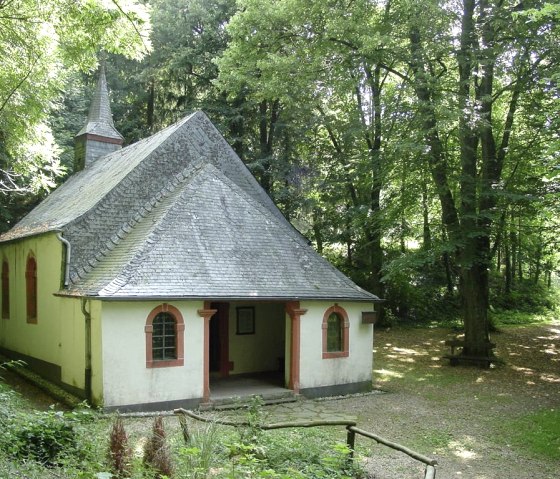 Cross Chapel Neuerburg, © Felsenland Südeifel Tourismus GmbH