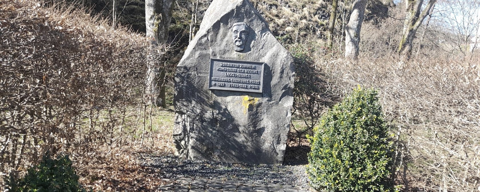 Gedenkstein Johann Anton Zinnen, © Felsenland Südeifel Tourismus GmbH