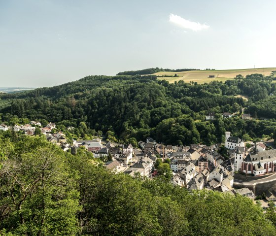View of Neuerburg on the Enz cycle path, © Eifel Tourismus GmbH, D. Ketz
