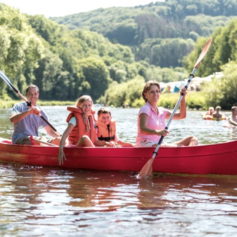 Mit dem Kanu auf der Sauer, &copy; Felsenland S&uuml;deifel Tourismus GmbH, Dominik Ketz