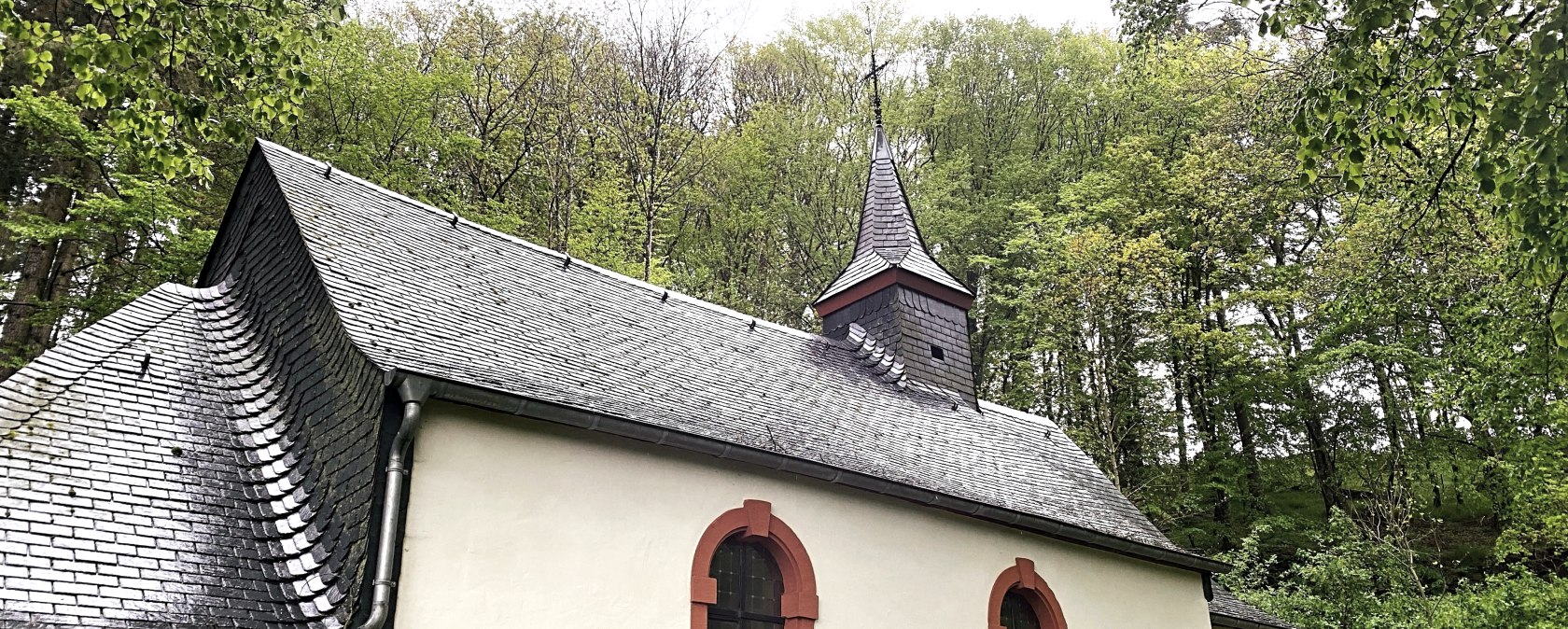 Kreuzkapelle, © Felsenland Südeifel Tourismus GmbH / Anna Carina Krebs
