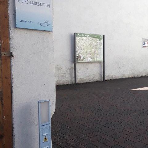 E-bike charging station Abteihof Bollendorf 2, © Felsenland Südeifel Tourismus GmbH