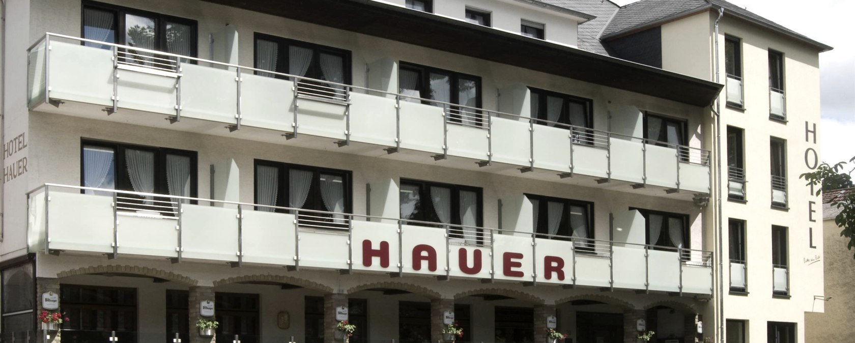 Hotel Hauer Aussenansicht, © Hotel-Restaurant Hauer